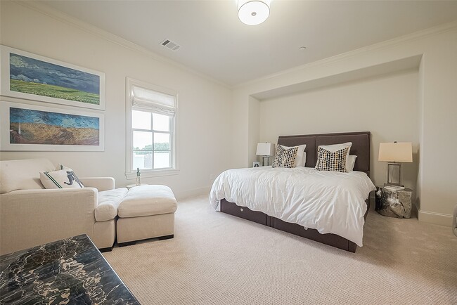 Building Photo - 5416 Jackson St