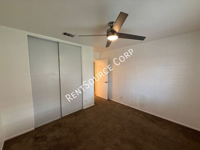 Building Photo - 3321 Kaylyn St