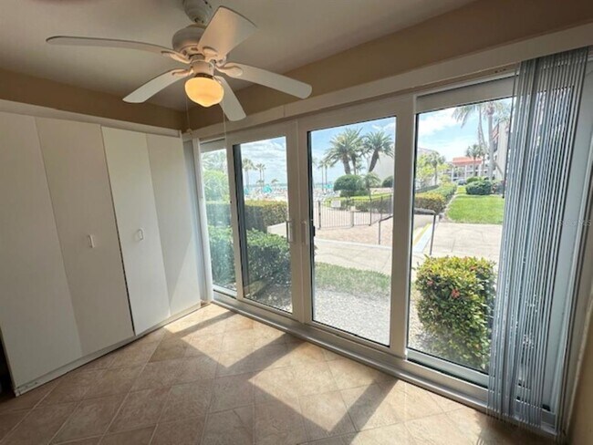 Building Photo - 845 S Gulfview Blvd