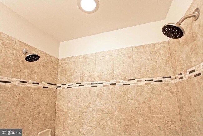 Building Photo - 13652 Endeavour Dr