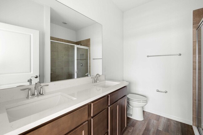 Building Photo - Towns at Woodsdale Villa! -3/2/2 in Wesley...