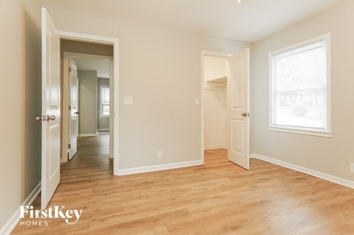 Building Photo - 309 Shenandoah Dr