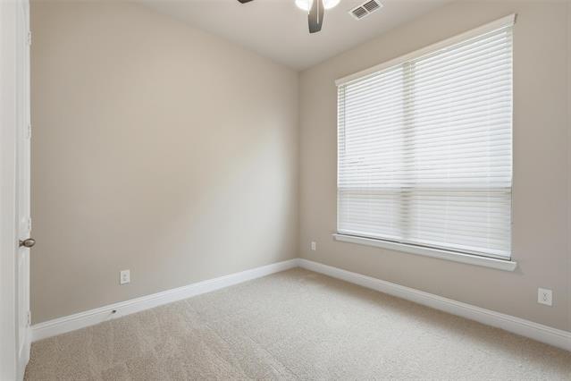 Building Photo - 1124 El Sol Blvd