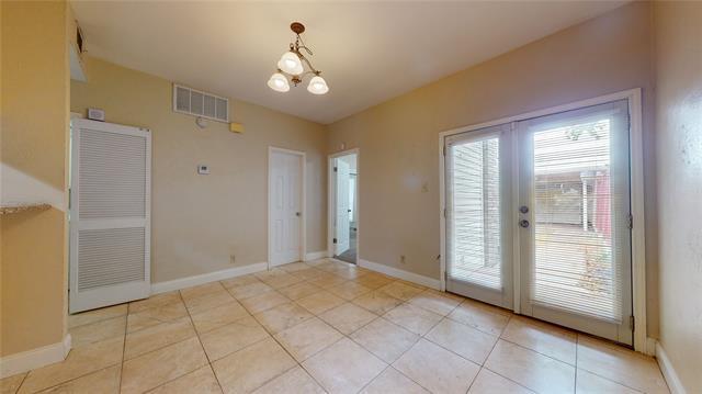 Building Photo - 564 Josephine St