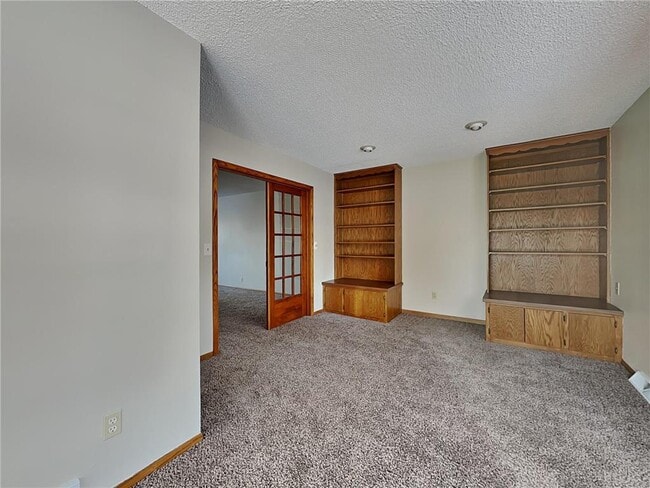 Building Photo - 3405 Ensign Ave N