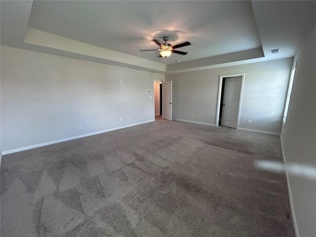 Building Photo - 310 E River Cane Run