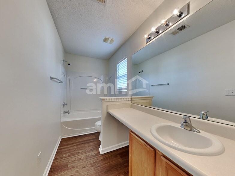 Building Photo - 3550 Galaxy Rd