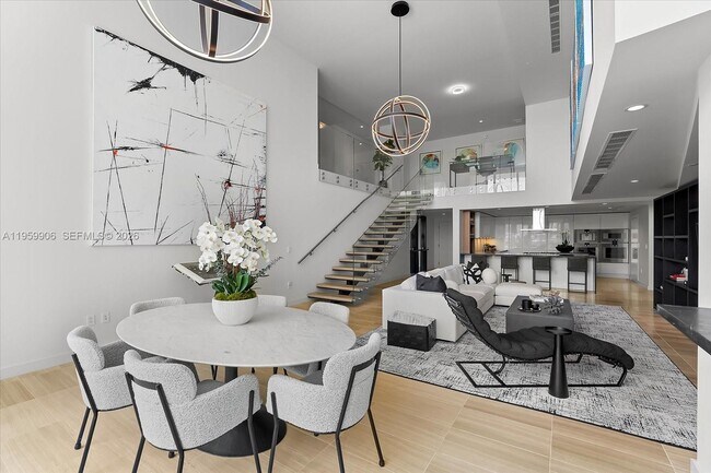 Building Photo - 4701 Meridian Ave