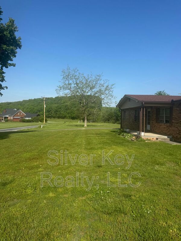 Building Photo - 137 Co Rd 193