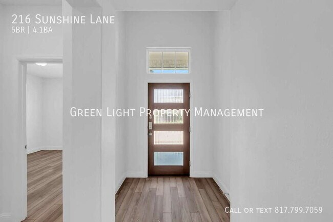 Building Photo - 216 Sunshine Ln