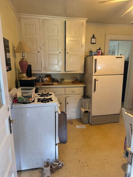 Primary Photo - 43 Leroy St
