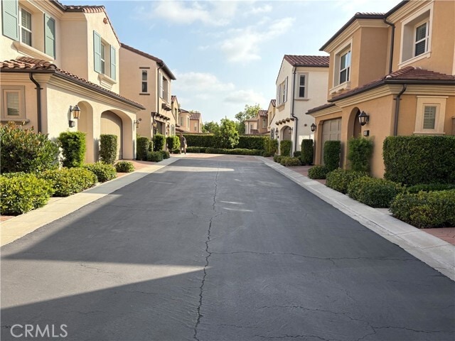 Building Photo - 66 Somerton