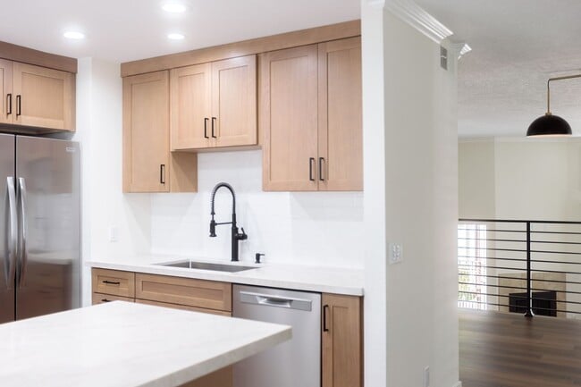 Building Photo - 21901 Lassen St