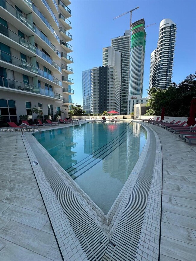 Building Photo - 1100 S Miami Ave