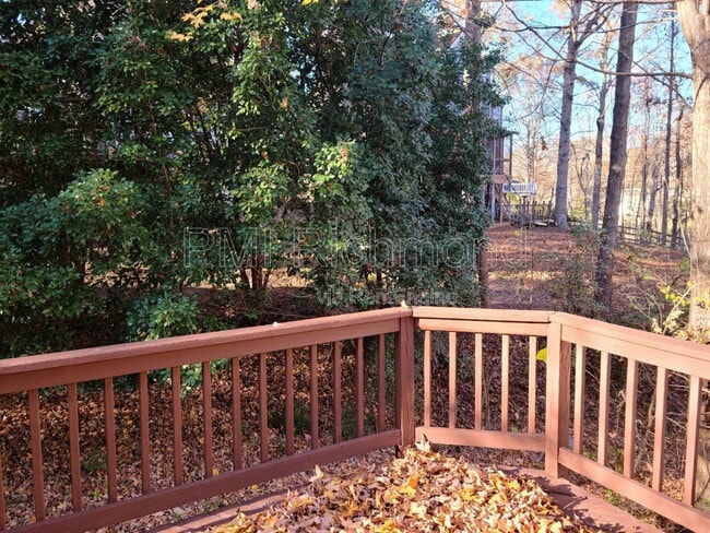 Building Photo - 1500 Tackley Pl