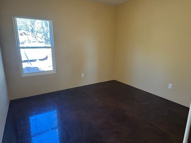 Building Photo - Brand new 3 bedroom, 2 bathroom home in Cedar Crest, NM