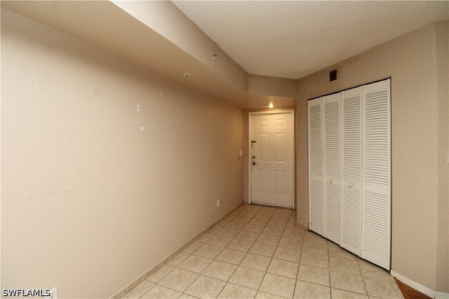 Building Photo - 8215 Ibis Club Dr