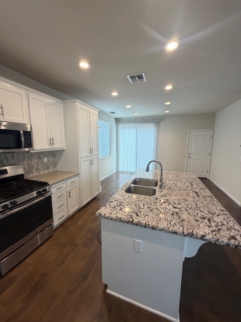 Building Photo - 3936 Purple Finch Ln