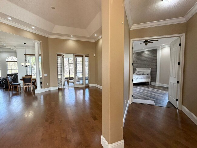 Building Photo - 2006 Pirie Pl