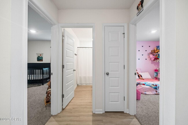 Building Photo - 4873 Shurer Ln