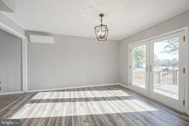 Building Photo - 123 Thies Rd