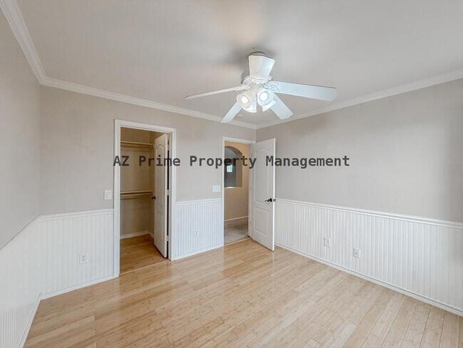 Building Photo - 17647 W Rimrock St