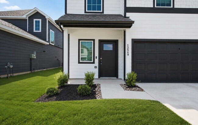 Building Photo - 13549 Sauger Ct