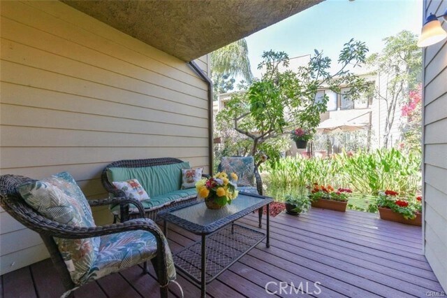 Building Photo - 5451 Twin Lakes Dr