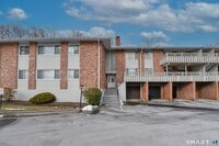 Building Photo - 28 Mill Hill Rd