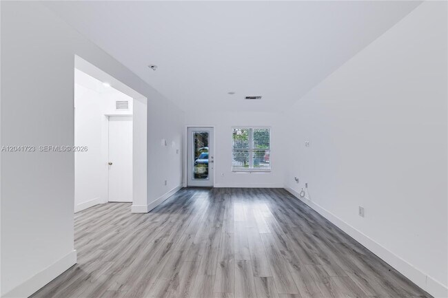 Building Photo - 7777 NW 8th Ct