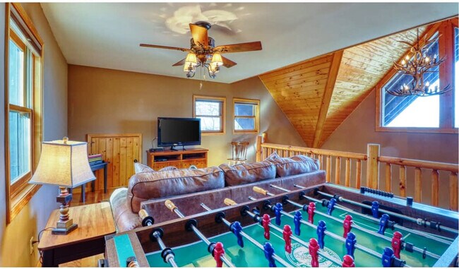 Building Photo - 277 Echo Ridge Rd