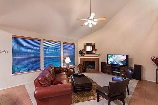 Building Photo - 9971 Knoll Trace Way