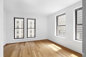 Building Photo - 4 bedroom in New York NY 10005