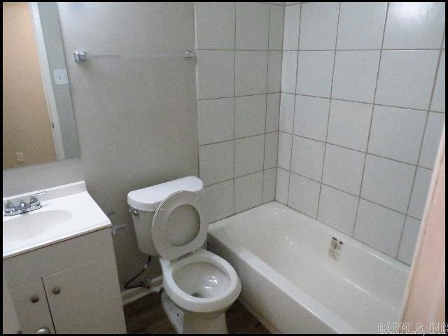 Building Photo - 1403 S Schiller St