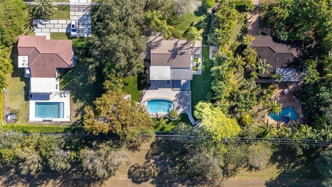 Building Photo - 5626 SW 69th Ave