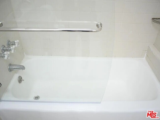 Building Photo - 1121 15th St