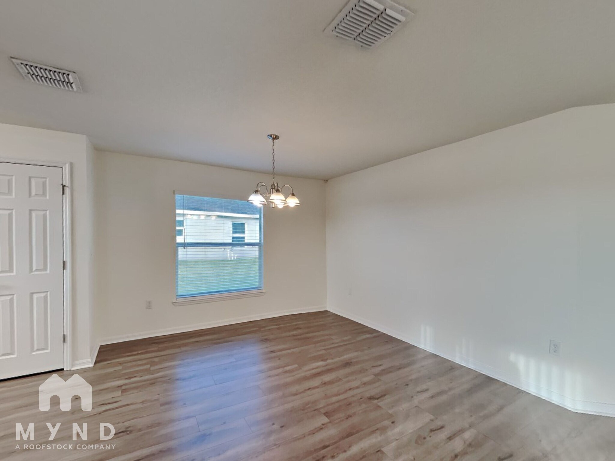 Building Photo - 6600 Wirevine Dr