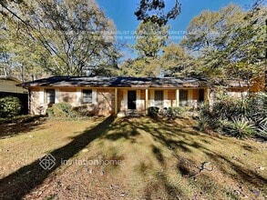 Building Photo - 4515 Lincoln Way SW