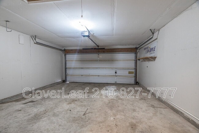 Building Photo - 410 Masonwood Dr