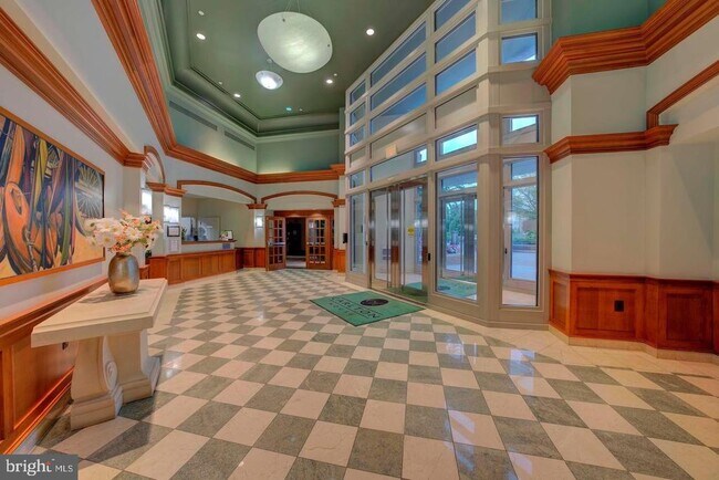 Building Photo - 11800 Sunset Hills Rd