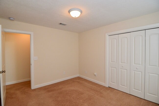 Building Photo - 659 Ventana Dr