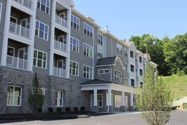 Barnbeck Place Brookfield Ct Apartment Finder