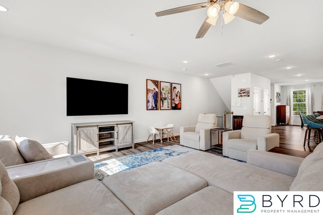 Building Photo - 5908 Whitehurst Ln