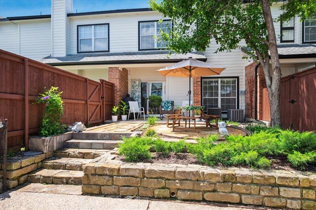 Building Photo - 2429 Southcourt Cir