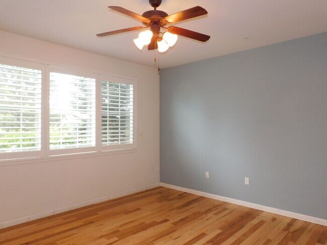 Building Photo - 14178 Sun Blaze Loop Unit D