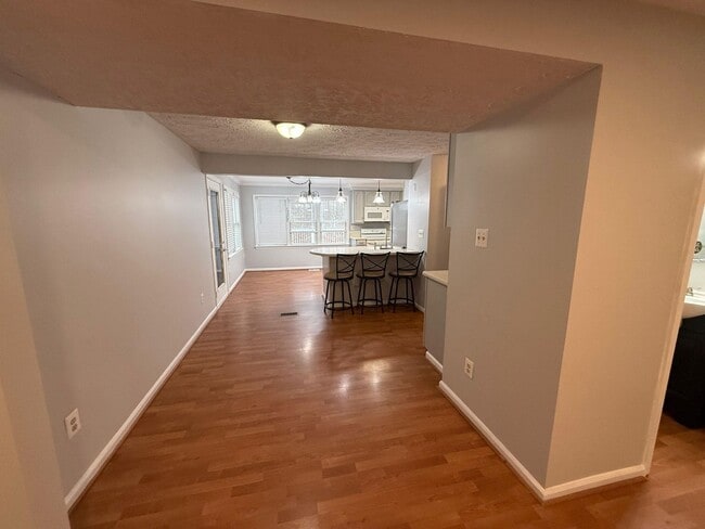 Building Photo - 8302 White Star Ct