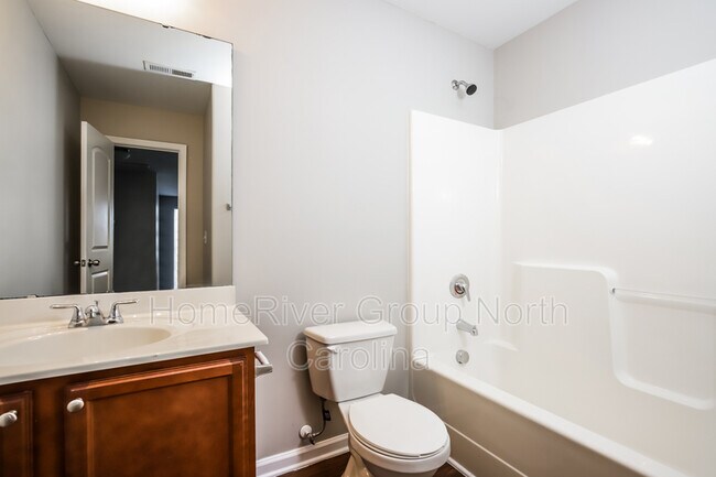 Building Photo - 101 Homeplace Dr