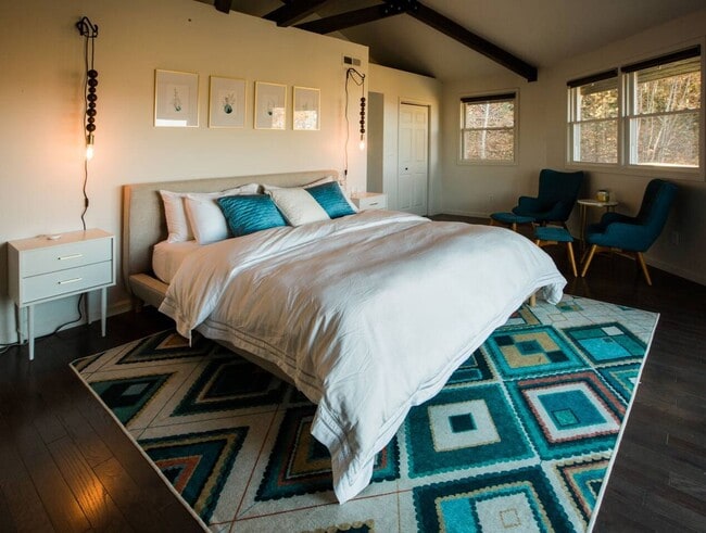 Building Photo - Secluded Furnished Rental-Asheville