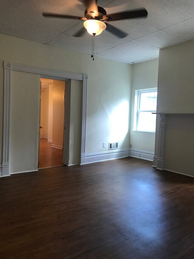 Building Photo - 1408 Fernleaf St
