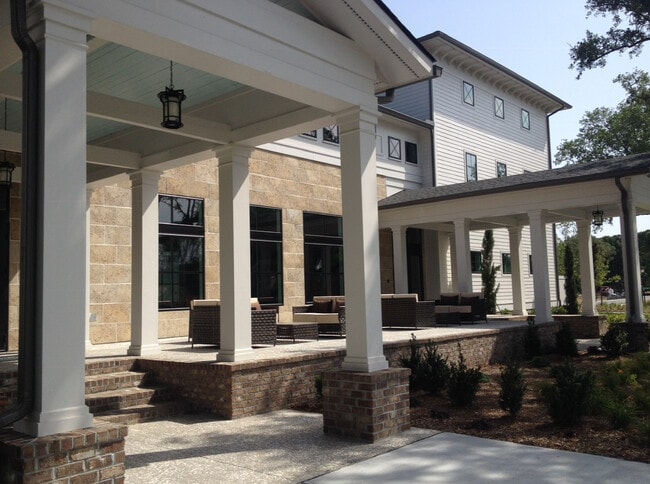 Building Photo - 2212 Dewees Creek Dr